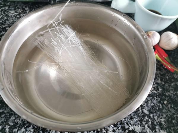 蒜蓉粉絲蒸絲瓜的做法-家常味蒸菜譜-易網健康養生網 蒜蓉粉絲蒸絲瓜的做法-家常味蒸菜譜