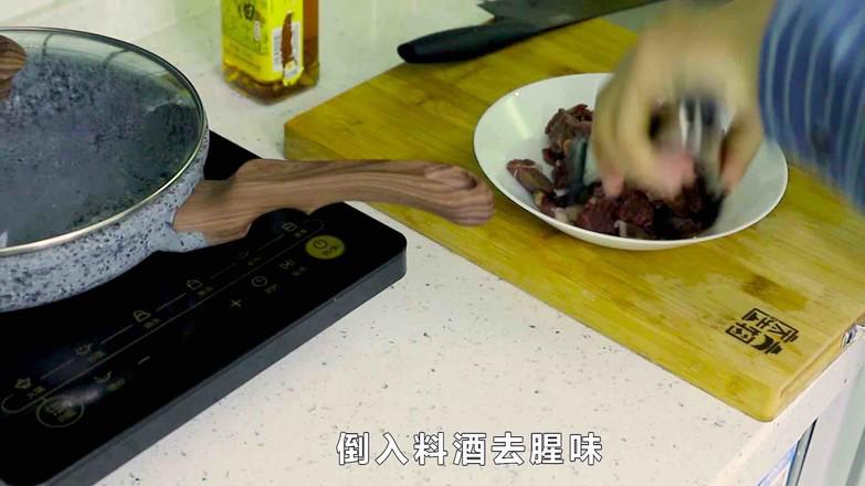 土豆燉牛肉的做法-家常味燉菜譜