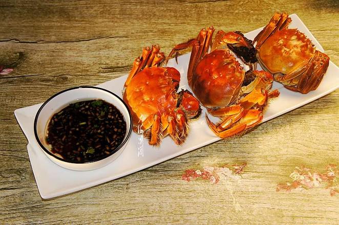 清蒸陽澄湖大閘蟹的做法-家常味蒸菜譜