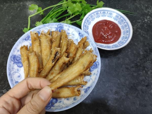 香酥沙丁魚的做法-家常味炸菜譜