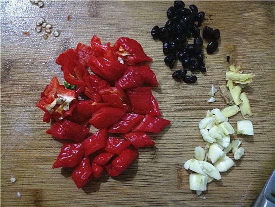 家鄉豆腐的做法-咸鮮味炒菜譜