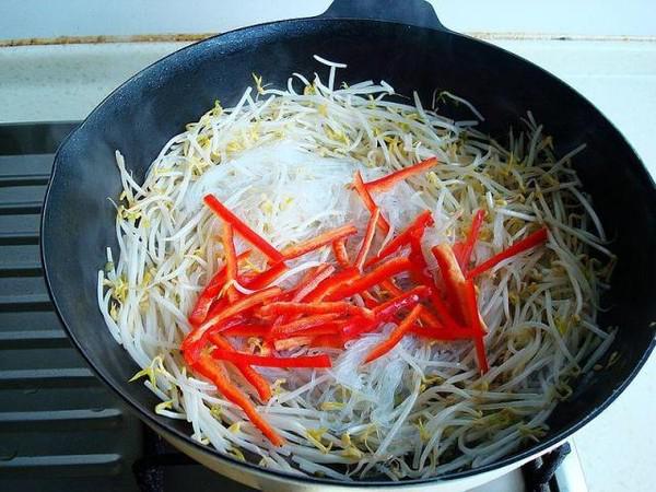 雞蛋粉絲炒綠豆芽的做法-家常味炒菜譜