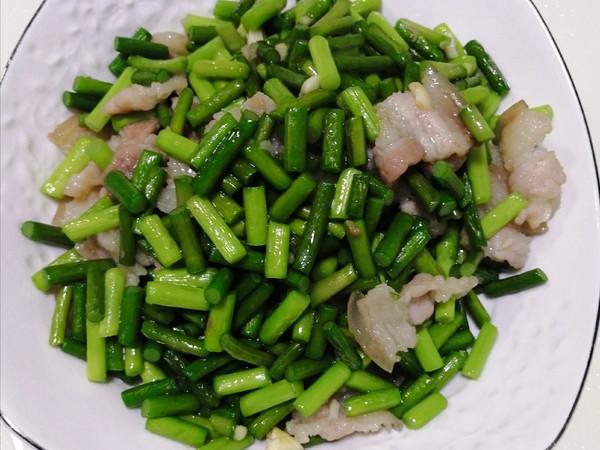 蒜苔炒肉的做法-家常味炒菜譜