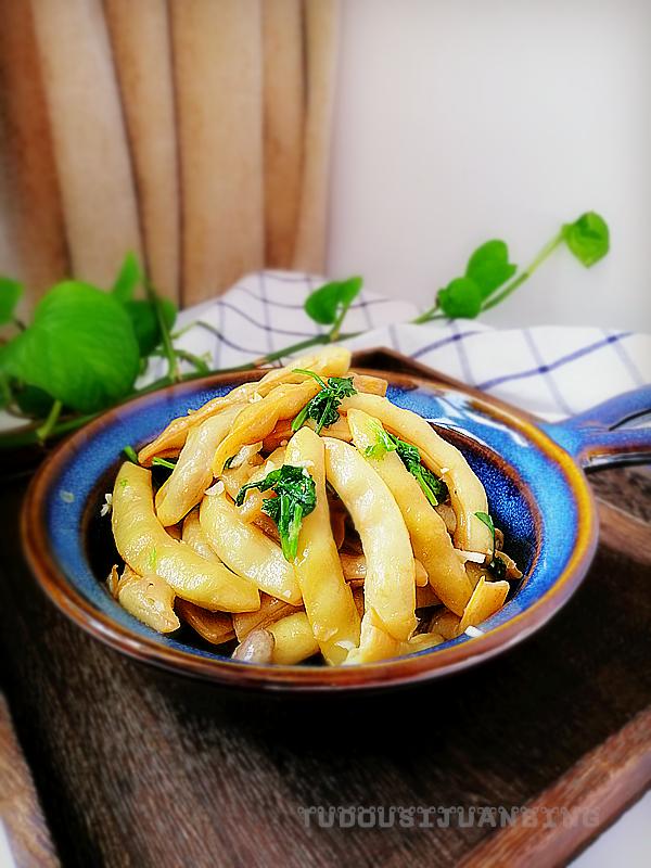 蒜香黃金勾的做法-蒜香味燉菜譜-易網健康養生網 蒜香黃金勾的做法-蒜香味燉菜譜