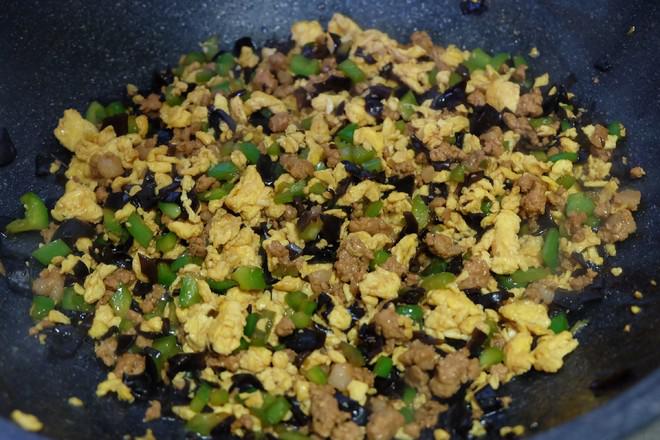 青椒木耳肉末炒雞蛋的做法-家常味炒菜譜-易網健康養生網 青椒木耳肉末炒雞蛋的做法-家常味炒菜譜