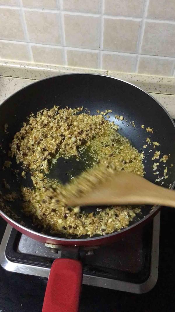 金蒜酸菜魚的做法-酸辣味煮菜譜