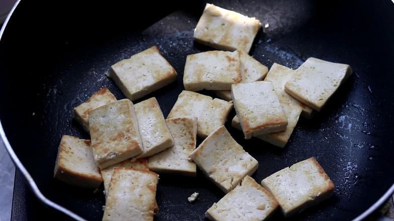 香菇蝦皮燜豆腐的做法-家常味炒菜譜