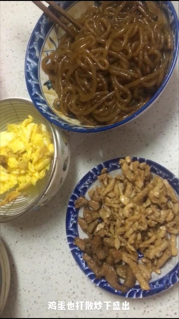 三鮮粉條的做法-咸鮮味炒菜譜