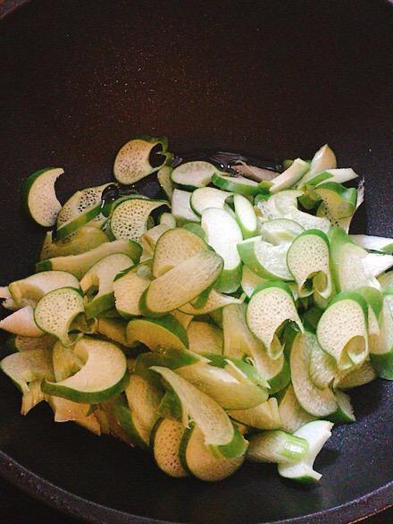 辣炒廣荷的做法-香辣味炒菜譜