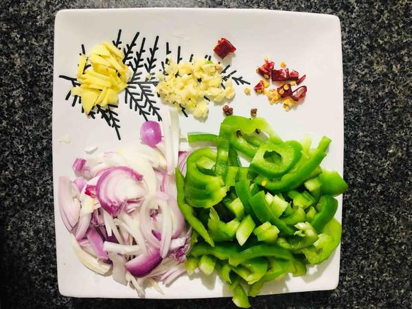 青椒炒牛肉的做法-香辣味炒菜譜