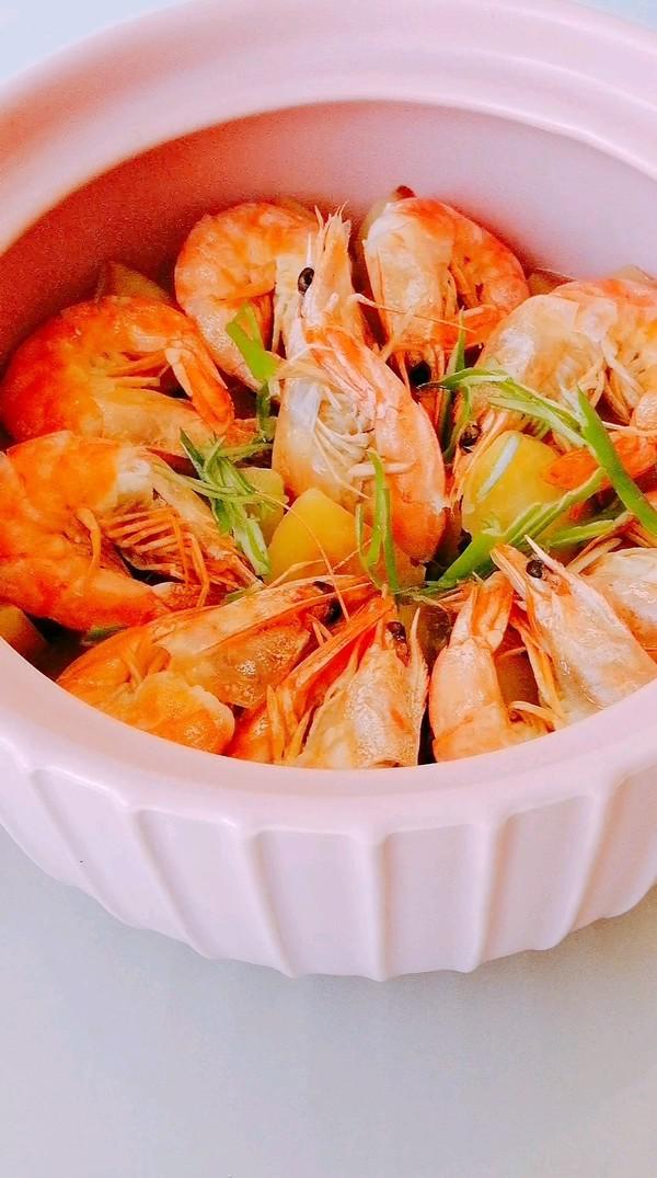 大蝦燜土豆的做法-咸鮮味燜菜譜-易網(wǎng)健康養(yǎng)生網(wǎng) 大蝦燜土豆的做法-咸鮮味燜菜譜