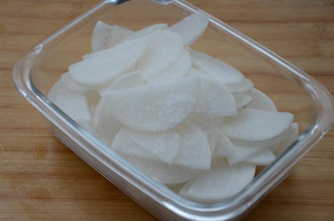 辣椒圈白蘿卜泡菜的做法-酸辣味泡菜譜