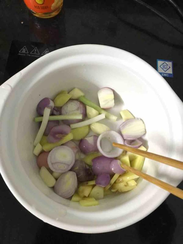 砂鍋魚頭煲的做法-家常味焗菜譜