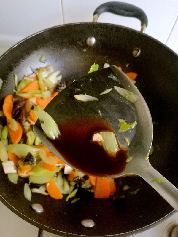 胡蘿卜炒黑木耳的做法-家常味炒菜譜-易網健康養生網 胡蘿卜炒黑木耳的做法-家常味炒菜譜