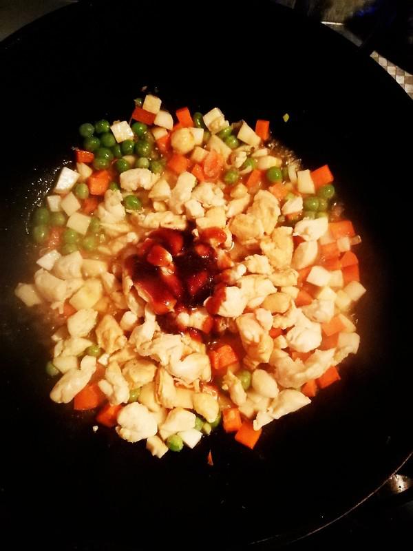 雞丁南瓜盅的做法-其它口味蒸菜譜-易網健康養生網 雞丁南瓜盅的做法-其它口味蒸菜譜