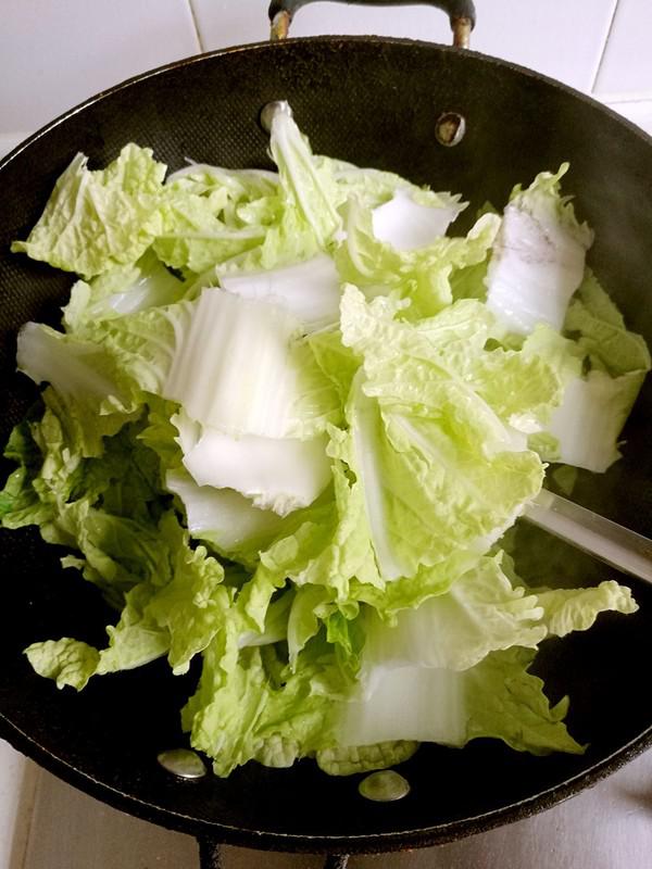 大白菜炒蘑菇的做法-家常味炒菜譜