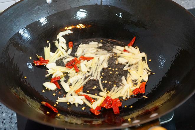 青椒炒香干的做法-香辣味炒菜譜-易網(wǎng)健康養(yǎng)生網(wǎng) 青椒炒香干的做法-香辣味炒菜譜