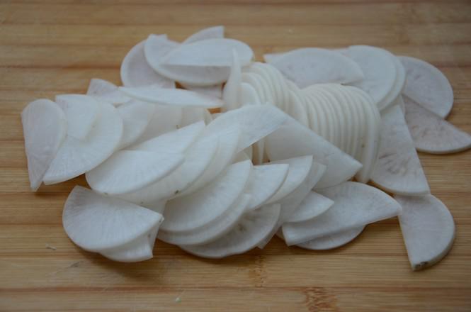 辣椒圈白蘿卜泡菜的做法-酸辣味泡菜譜