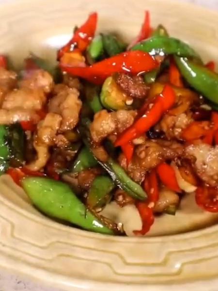 辣椒炒肉的做法-家常味炒菜譜