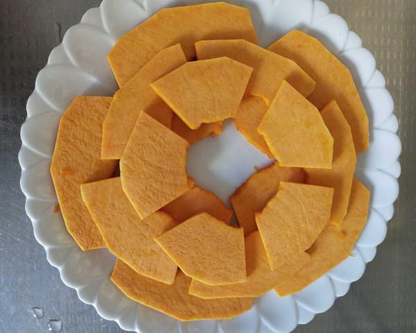 百合蒸南瓜的做法-甜味蒸菜譜