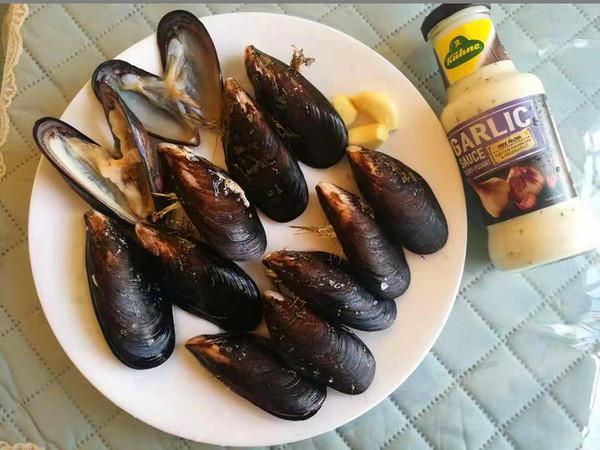 蒜蓉蒸青口的做法-咸鮮味蒸菜譜-易網健康養生網 蒜蓉蒸青口的做法-咸鮮味蒸菜譜