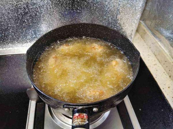 香酥炸雞翅的做法-咸鮮味炸菜譜