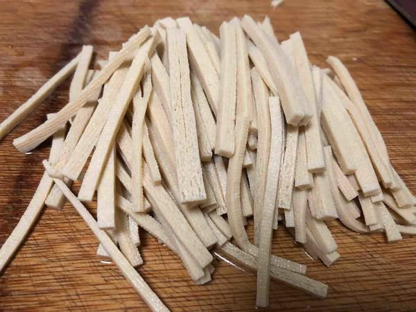 豆芽炒干子的做法-家常味炒菜譜