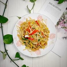 豆芽炒干子的做法-家常味炒菜譜