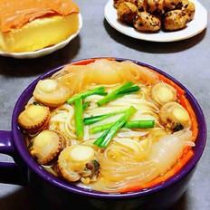扇貝時(shí)蔬面的做法-咸鮮味煮菜譜
