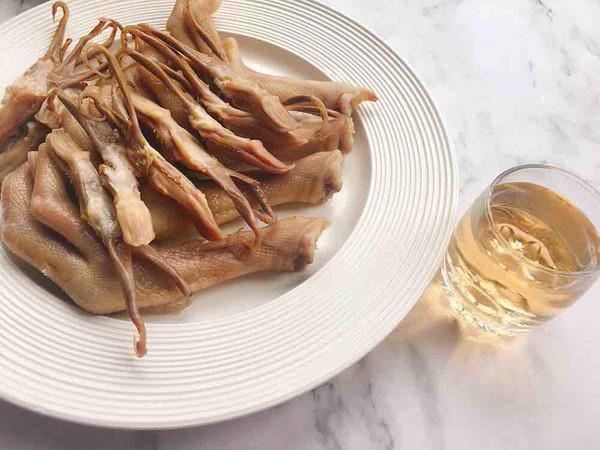 紅樓夢之糟鵝掌鴨信的做法-其它口味鹵菜譜