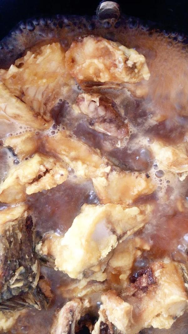 家庭燒鯉魚的做法-家常味燒菜譜-易網(wǎng)健康養(yǎng)生網(wǎng) 家庭燒鯉魚的做法-家常味燒菜譜