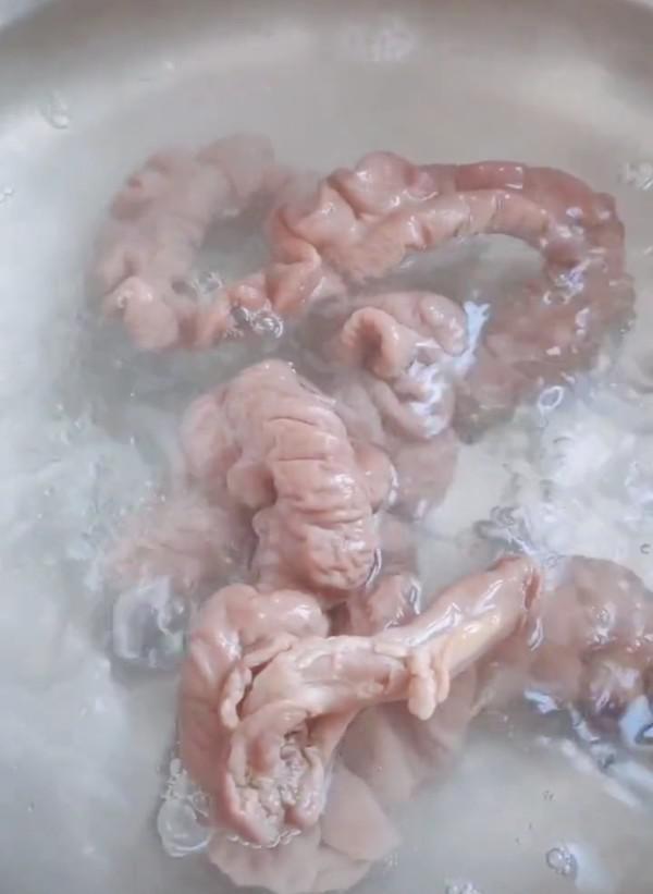 火爆肥腸的做法-香辣味爆菜譜