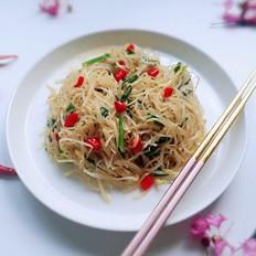 爆炒。酸辣綠豆芽的做法-咸鮮味炒菜譜