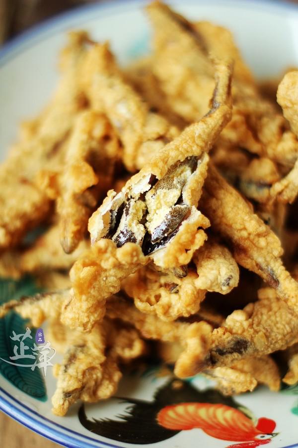 香酥多春魚的做法-家常味炸菜譜