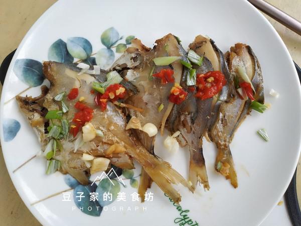 香燜小海魚的做法-咸鮮味燜菜譜