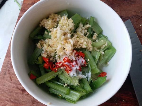 爽脆萵筍莖的做法-咸鮮味炒菜譜