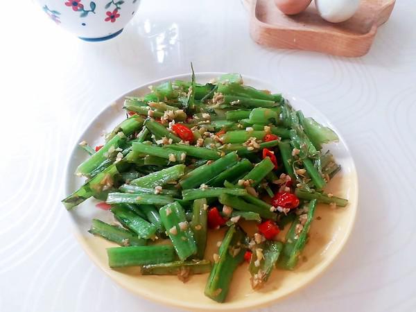 爽脆萵筍莖的做法-咸鮮味炒菜譜