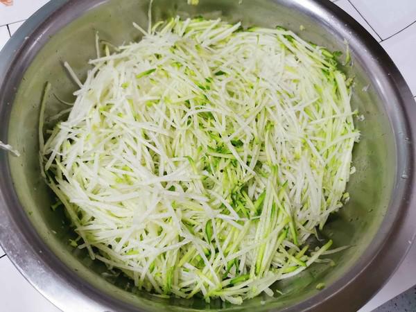 熗拌白蘿卜絲的做法-家常味拌菜譜