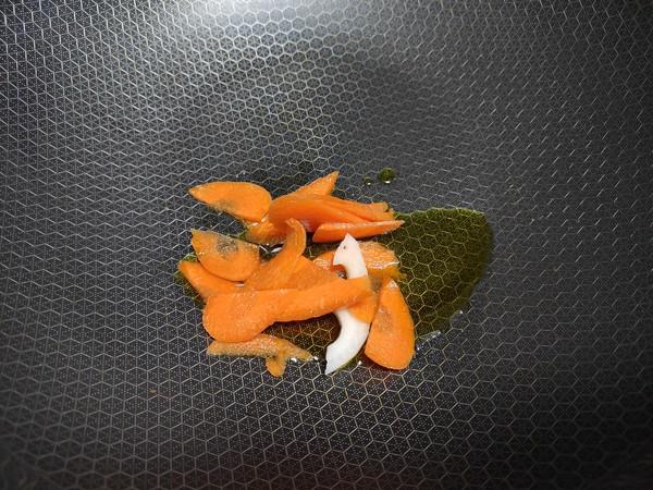 清炒脆藕的做法-家常味炒菜譜