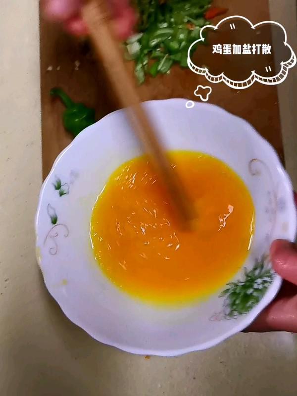 辣椒炒雞蛋的做法-家常味炒菜譜