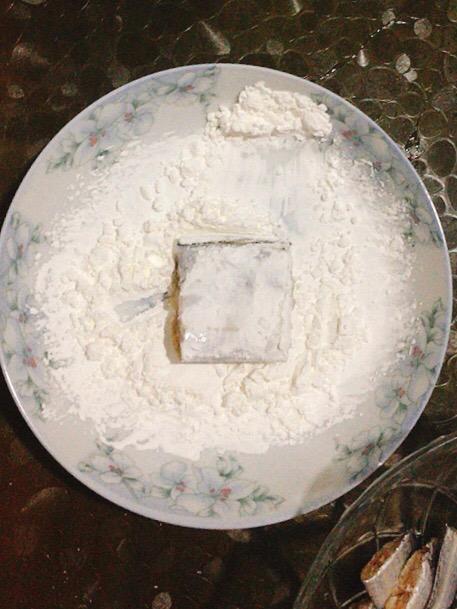 煎帶魚的做法-咸鮮味煎菜譜-易網健康養生網 煎帶魚的做法-咸鮮味煎菜譜