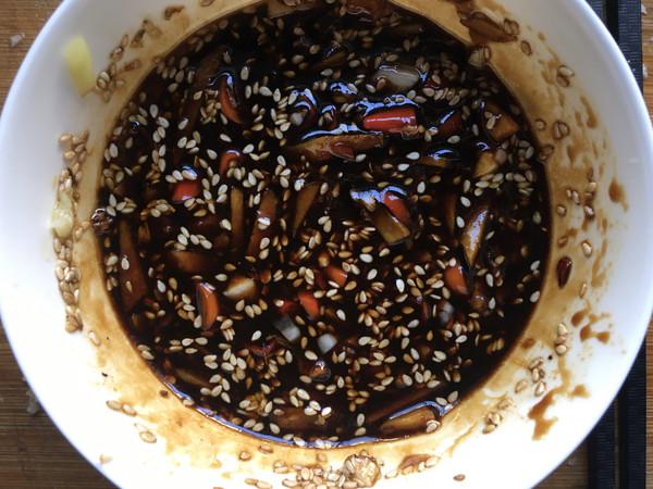 涼拌白菜梗的做法-酸辣味拌菜譜