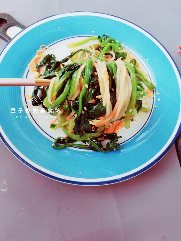 無油酸爽菠菜粉絲的做法-酸辣味拌菜譜-易網健康養生網 無油酸爽菠菜粉絲的做法-酸辣味拌菜譜
