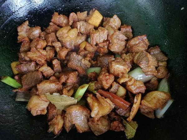 西紅柿燉牛腩的做法-咸鮮味燉菜譜