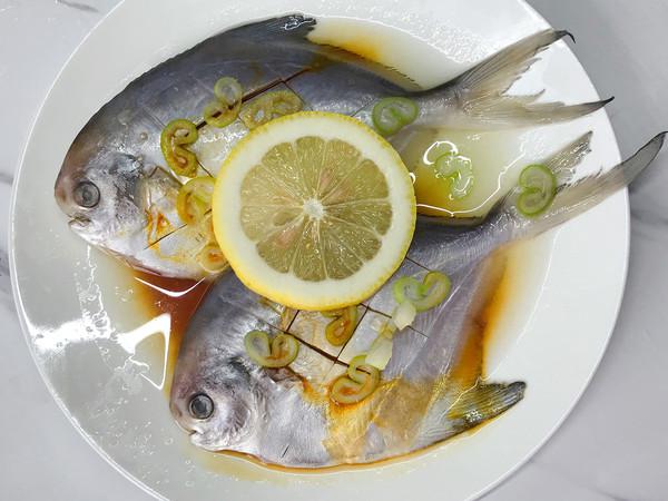 檸檬香煎平魚的做法-咸鮮味煎菜譜