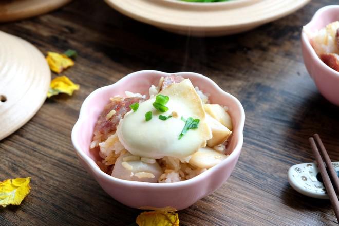 芋頭臘腸煲仔飯+白灼菜心的做法-家常味煲菜譜