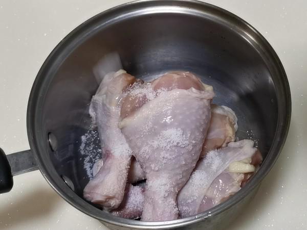 手撕雞肉的做法-家常味拌菜譜