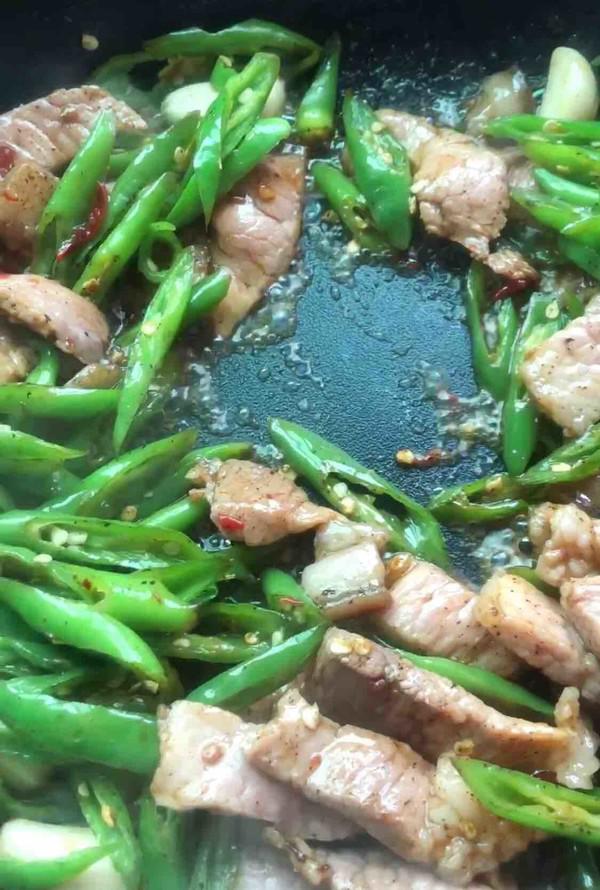 小炒肉的做法-家常味炒菜譜