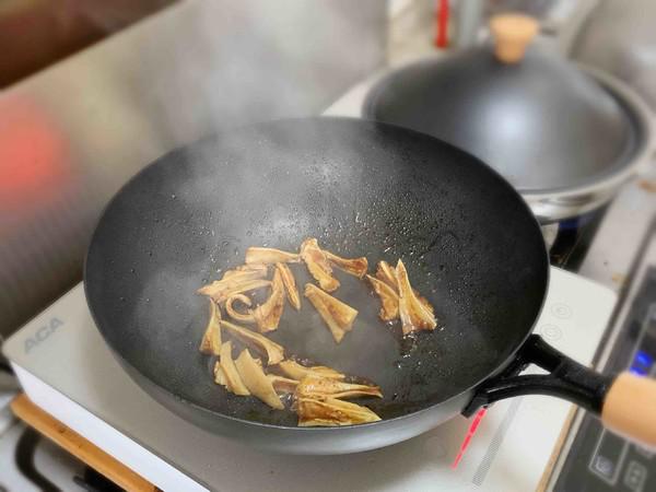 超簡單的辣炒雞脆骨的做法-香辣味炒菜譜