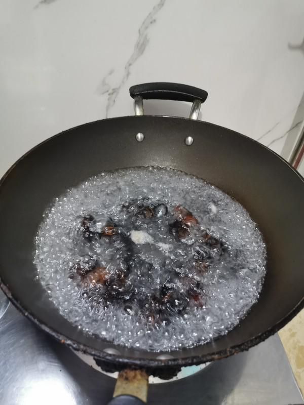 干煸蠶蛹的做法-香辣味炒菜譜-易網健康養生網 干煸蠶蛹的做法-香辣味炒菜譜